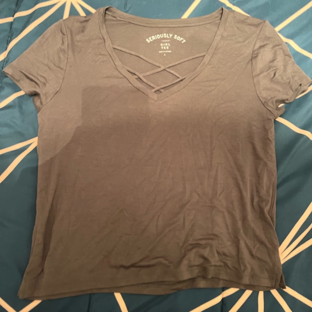 Aeropostale - green crisscross super soft shirt - size L